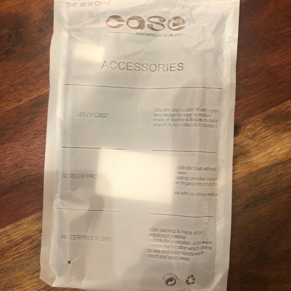 pink marble phone case for the iPhone XR - Picture 2 of 5